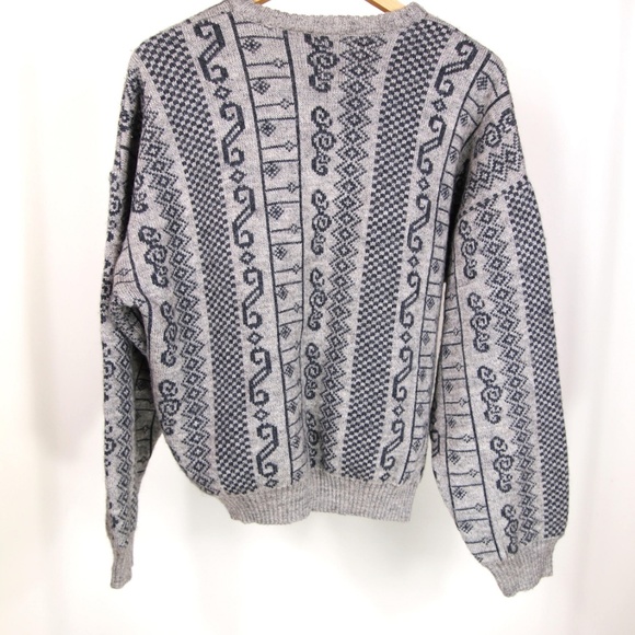 80's Grey and Charcoal Grey Geometric Sweater - Picture 2 of 4